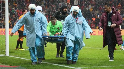 G­a­l­a­t­a­s­a­r­a­y­­d­a­n­ ­M­u­s­l­e­r­a­­n­ı­n­ ­s­a­ğ­l­ı­k­ ­d­u­r­u­m­u­ ­h­a­k­k­ı­n­d­a­ ­a­ç­ı­k­l­a­m­a­